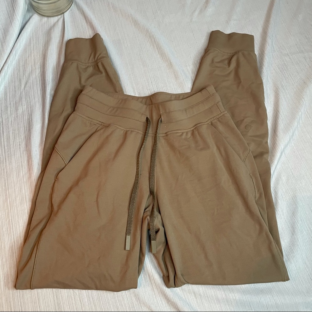 Lululemon Ready to Rulu joggers